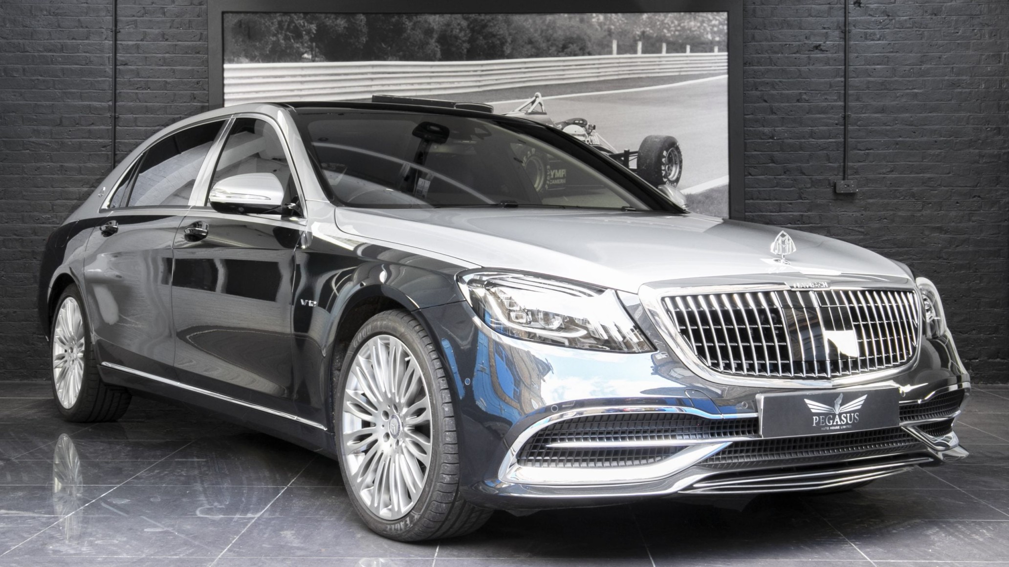 メルセデス-Maybach S-Class ４WS機構 メルセデス-Maybach S-Class 4WS機構 マイバッハSクラスに